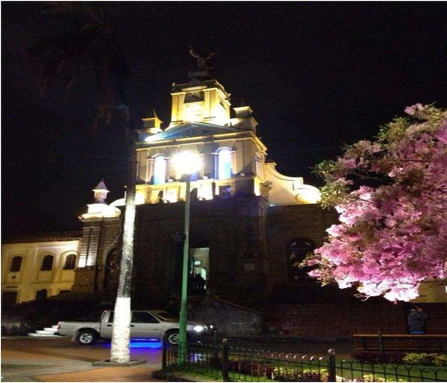 Hostal Jora Continental โกตากาชี ภายนอก รูปภาพ