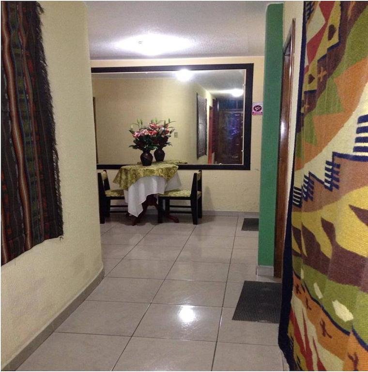 Hostal Jora Continental โกตากาชี ภายนอก รูปภาพ